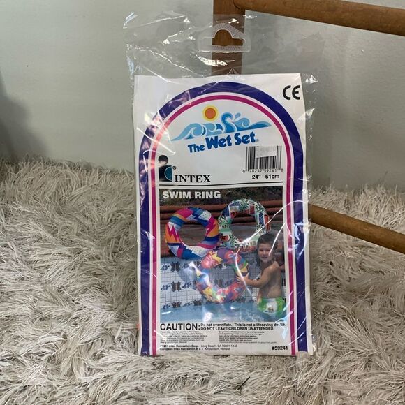 New Vintage 1991 Intex # 59241
The Wet Set Swim Ring Pool Float
24” - Picture 1 of 14